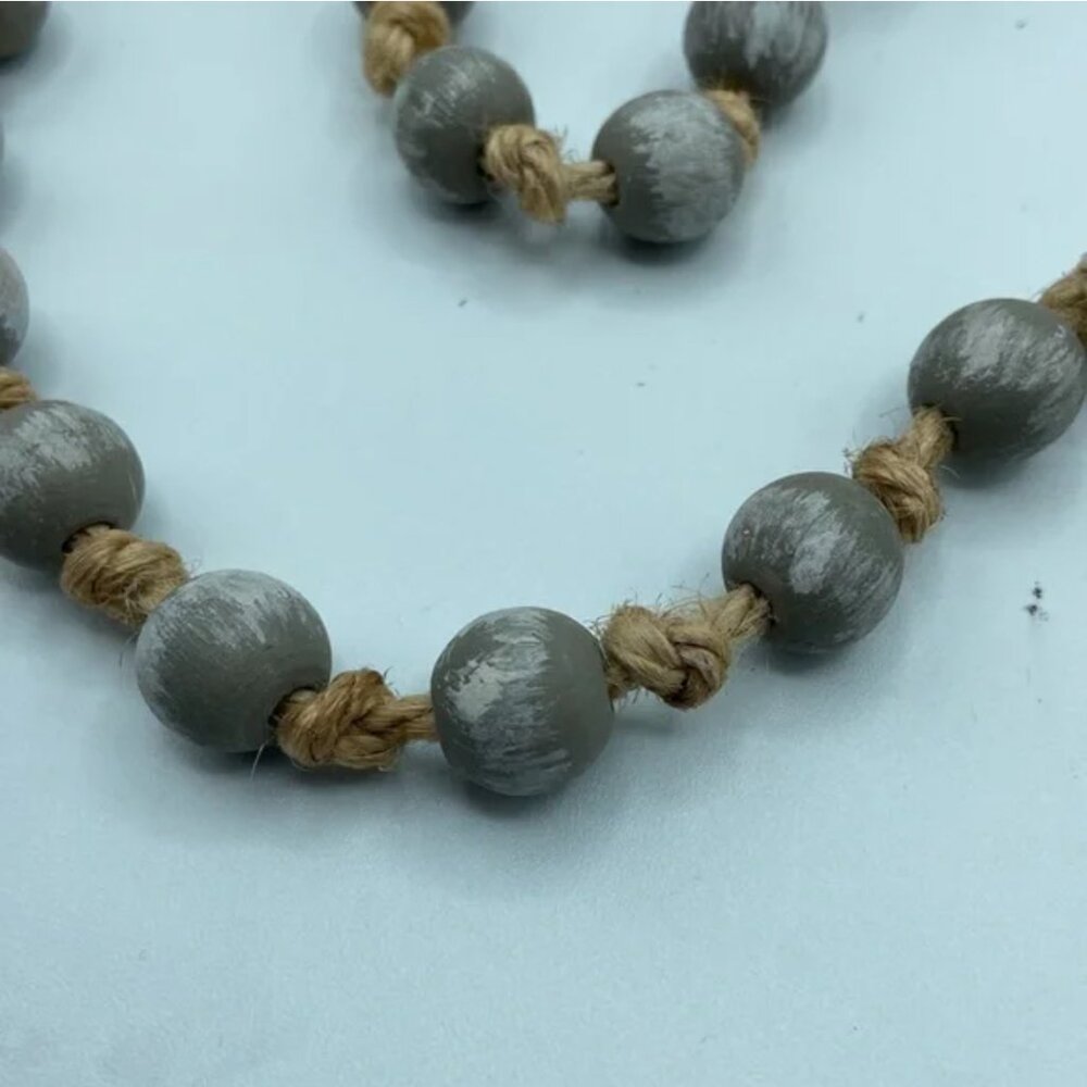 5 Strands of Gray Beaded & Twined Garland NWT - Picture 3 of 6